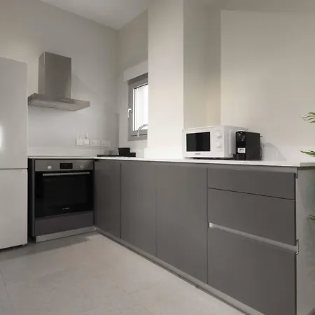 Apartment Phaedrus Living Mini Art House Kahlo Nicosia